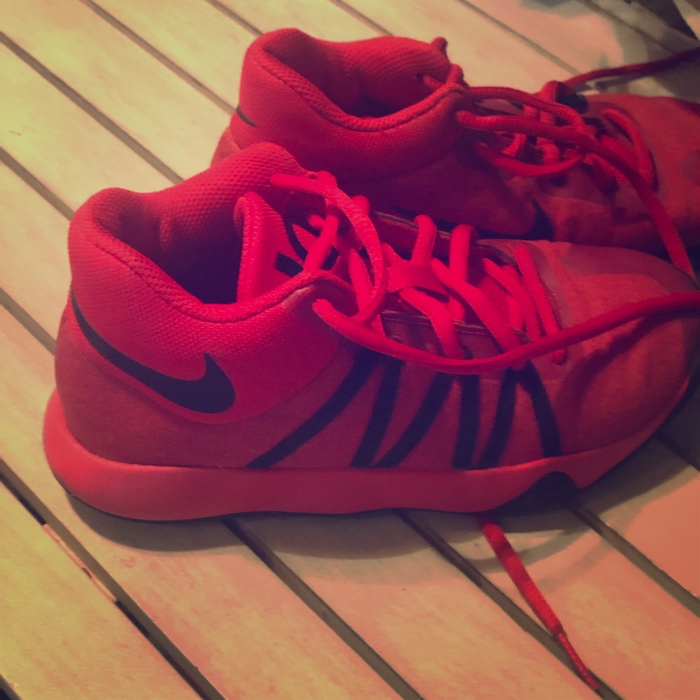 Girls Nike Basketball Shoes
